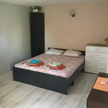 بيت ضيافة Surf House Rose I Po3a L غولدن ساندز