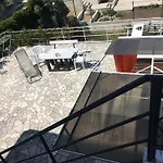 Surf House Rose I Po3a L Pensjonat