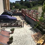 Surf House Rose I Po3a L Pensjonat 3*