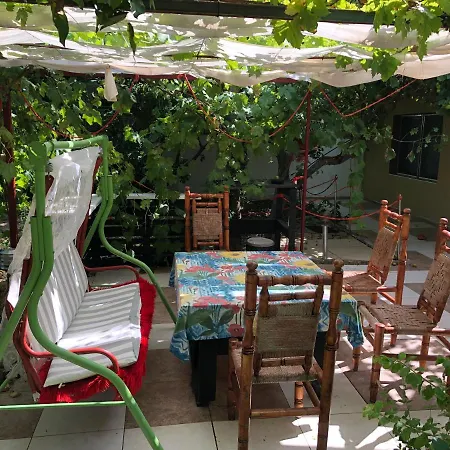 Surf House Rose I Po3a L 3* Golden Sands