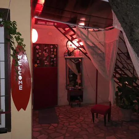 בית הארחה Surf House Rose I Po3a L