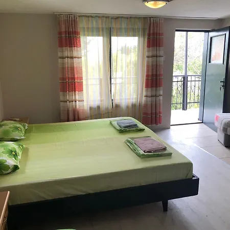 Surf House Rose I Po3a L Pensiune