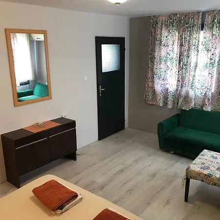 בית הארחה Surf House Rose I Po3a L