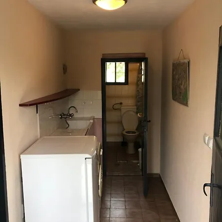 Surf House Rose I Po3a L גולדן סנדס