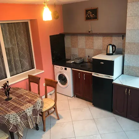 בית הארחה Surf House Rose I Po3a L גולדן סנדס