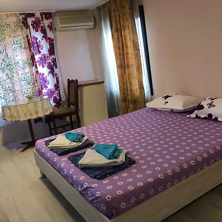 Pensiune Surf House Rose I Po3a L Nisipurile de Aur