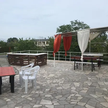 Pensiune Surf House Rose I Po3a L