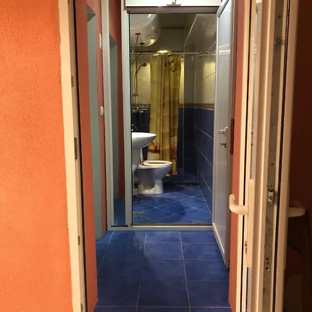 Surf House Rose I Po3a L 3* גולדן סנדס